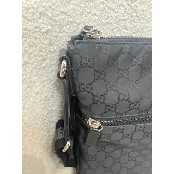 Gucci GG Black Crossbody Bag - Like New with Dustbag - Picture 8 of 8